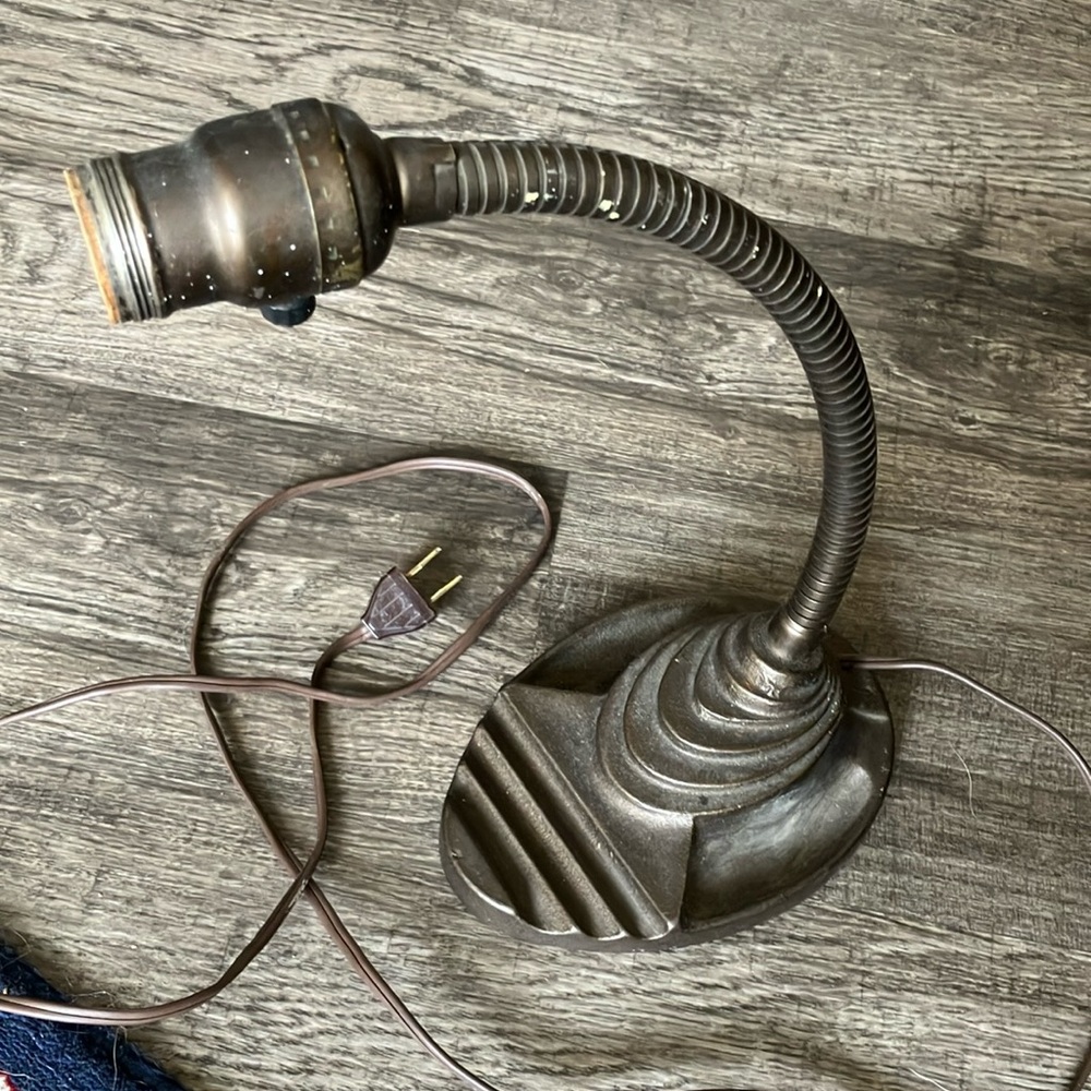 Vintage Art Deco Style Eagle desk lamp from 30’s - 40’s era